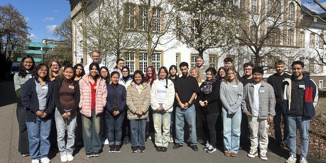 Gruppenbild April-Kurs Pflege Andernach